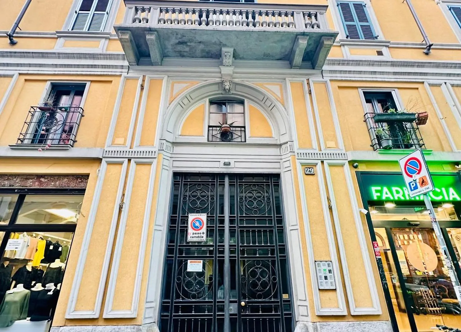 La Vie En Rouge - Porta Venezia Milano Lägenhet